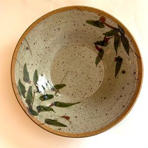 Spectacular Japanese glazed stoneware Mashiko bowl in the style of  Shōji Hamada